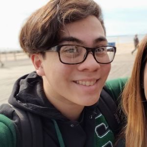 Meet your Posher, Derrick